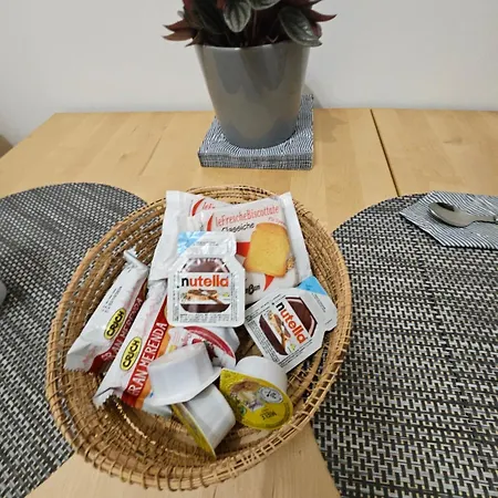 Divina House Marino